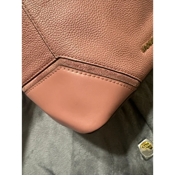 Michael Kors Nicole large Leather bucket bag MSRP $448 Pre-Loved Pink Salmon - Picture 13 of 14